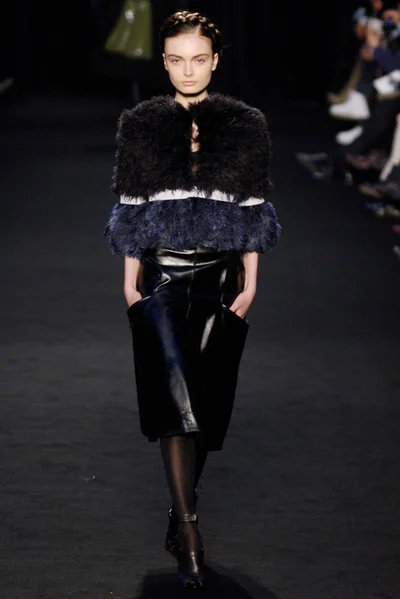 Look 25